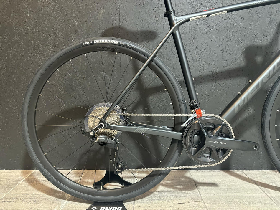 Merida SCULTURA ENDURANCE 400 - Siste!
